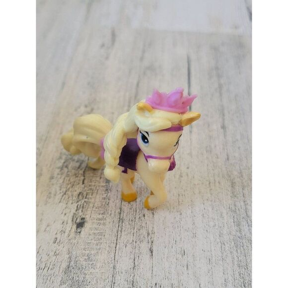 White princess pony doll accessory pet toy figure - Picture 1 of 4